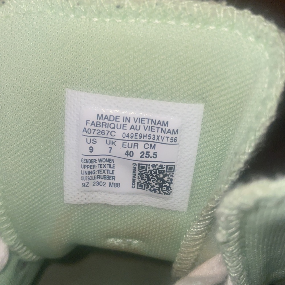 Converse - Picture 6 of 10
